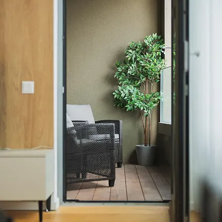 Sky Park Elegant Living - Balcony & Views * Братислава