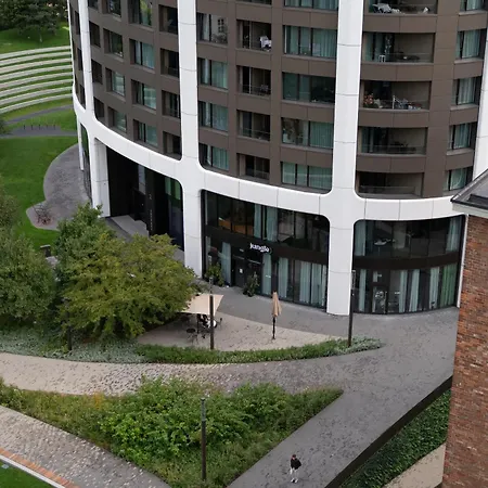 Sky Park Elegant Living - Balcony & Views Апартаменты